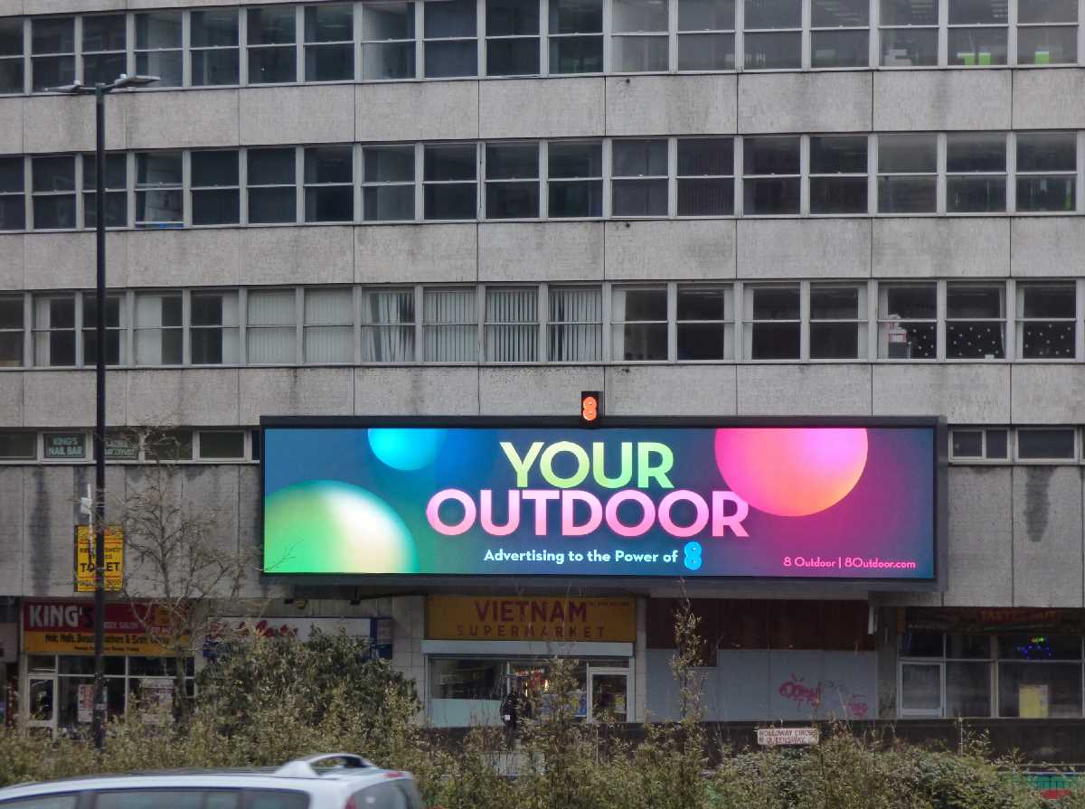 Holloway Circus digital billboard